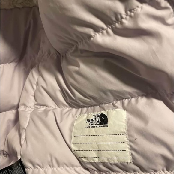 The North Face Soft lilac Fleece-Lined down filled winter parka - Picture 7 of 8